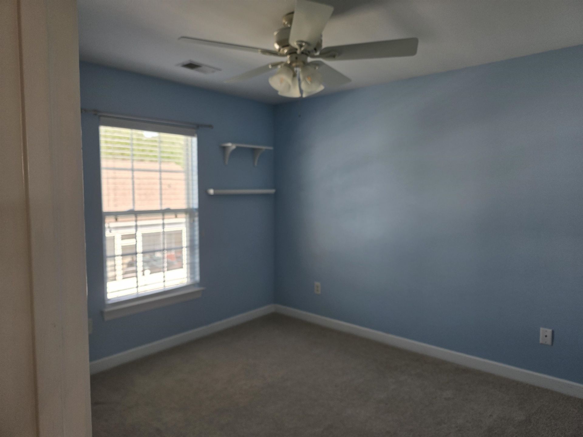 633 Menlo Park Dr.  Photo 17