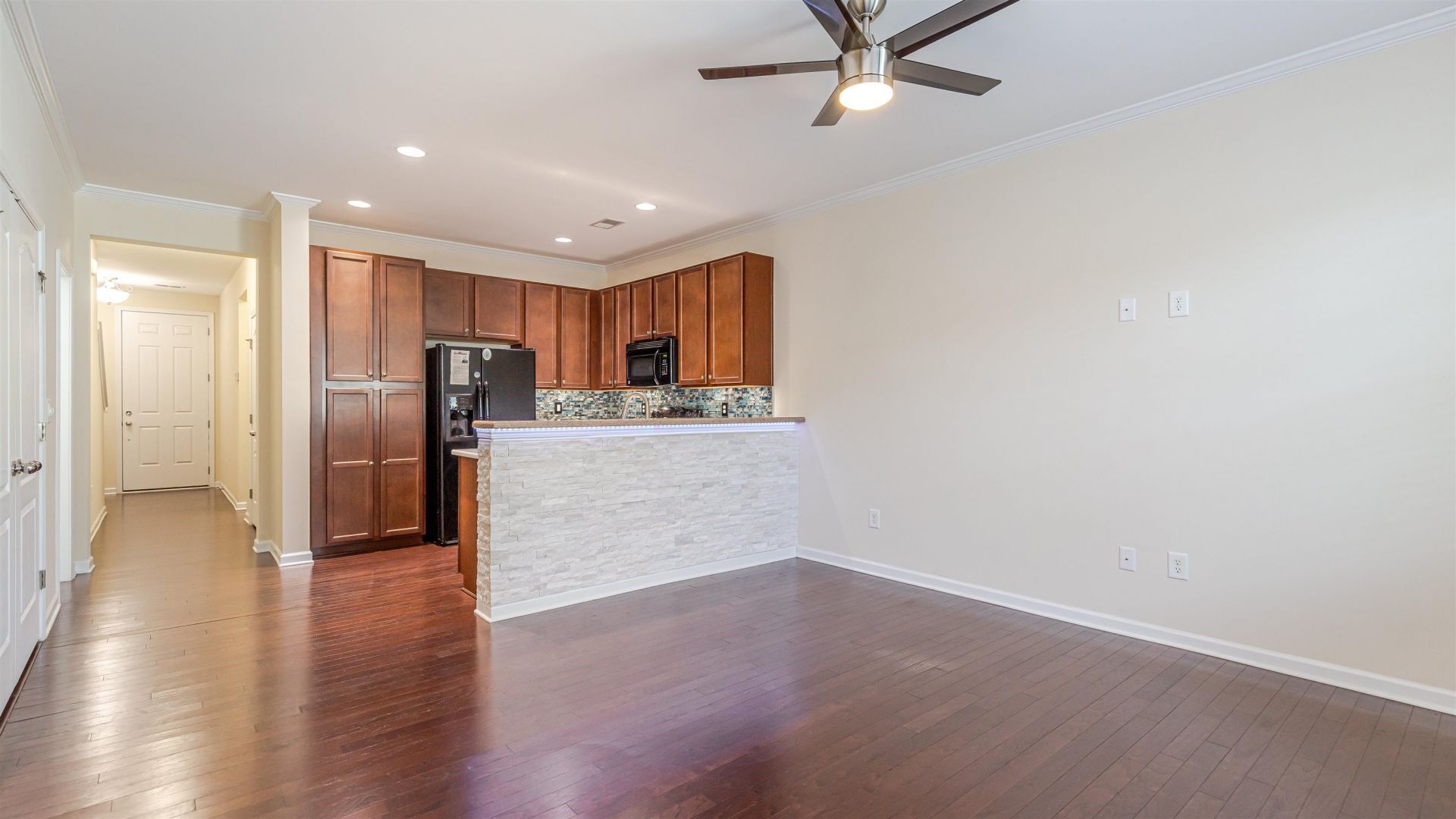 1845 Culbertson Ave.  Photo 5