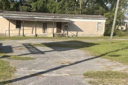 220 W Main St.  photo 4