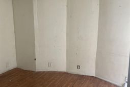 220 W Main St.  photo 4