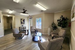 1500 N Highway 17 Business  photo 4