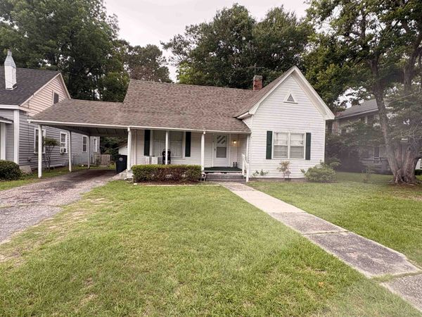 319 N Main St. , Mullins, SC 29574