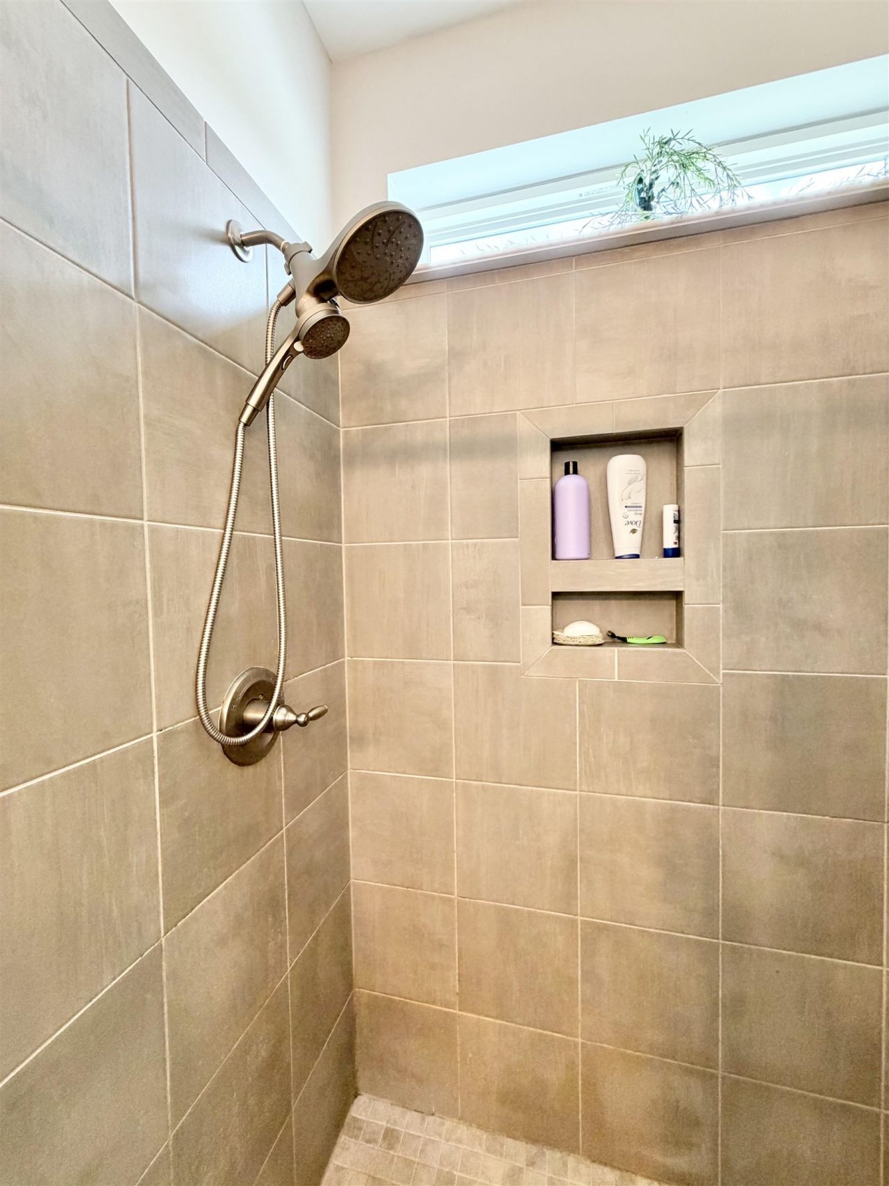 387 Dunbarton Ln. Photo 13