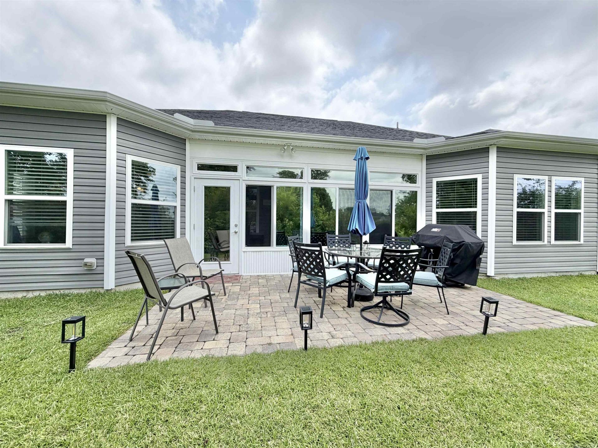387 Dunbarton Ln. Photo 24