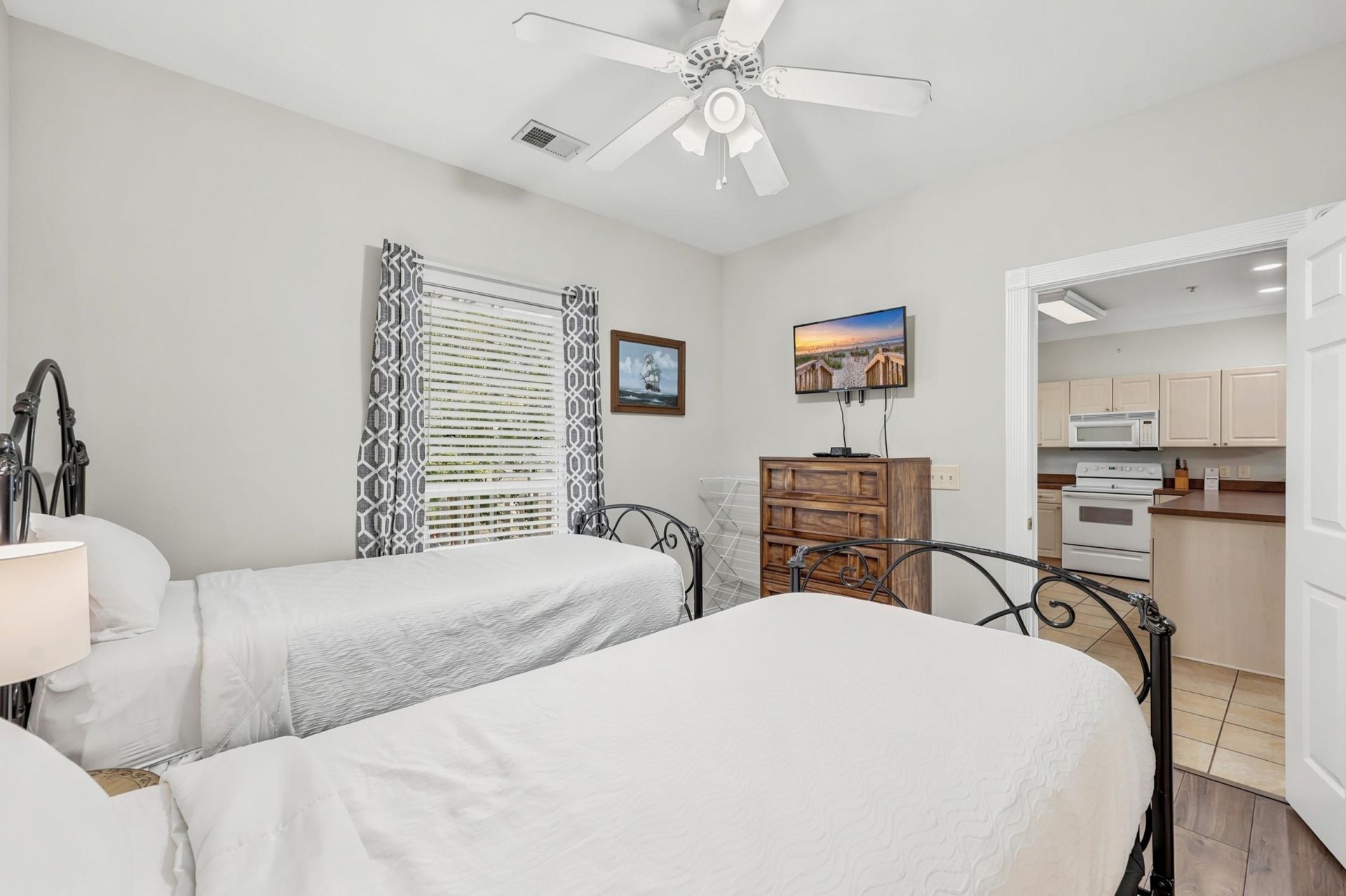 4893 Magnolia Point Ln.  Photo 20