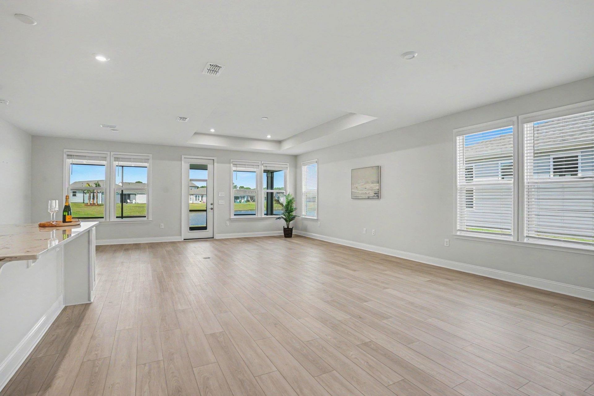1213 Beeblossom Dr. Photo 20