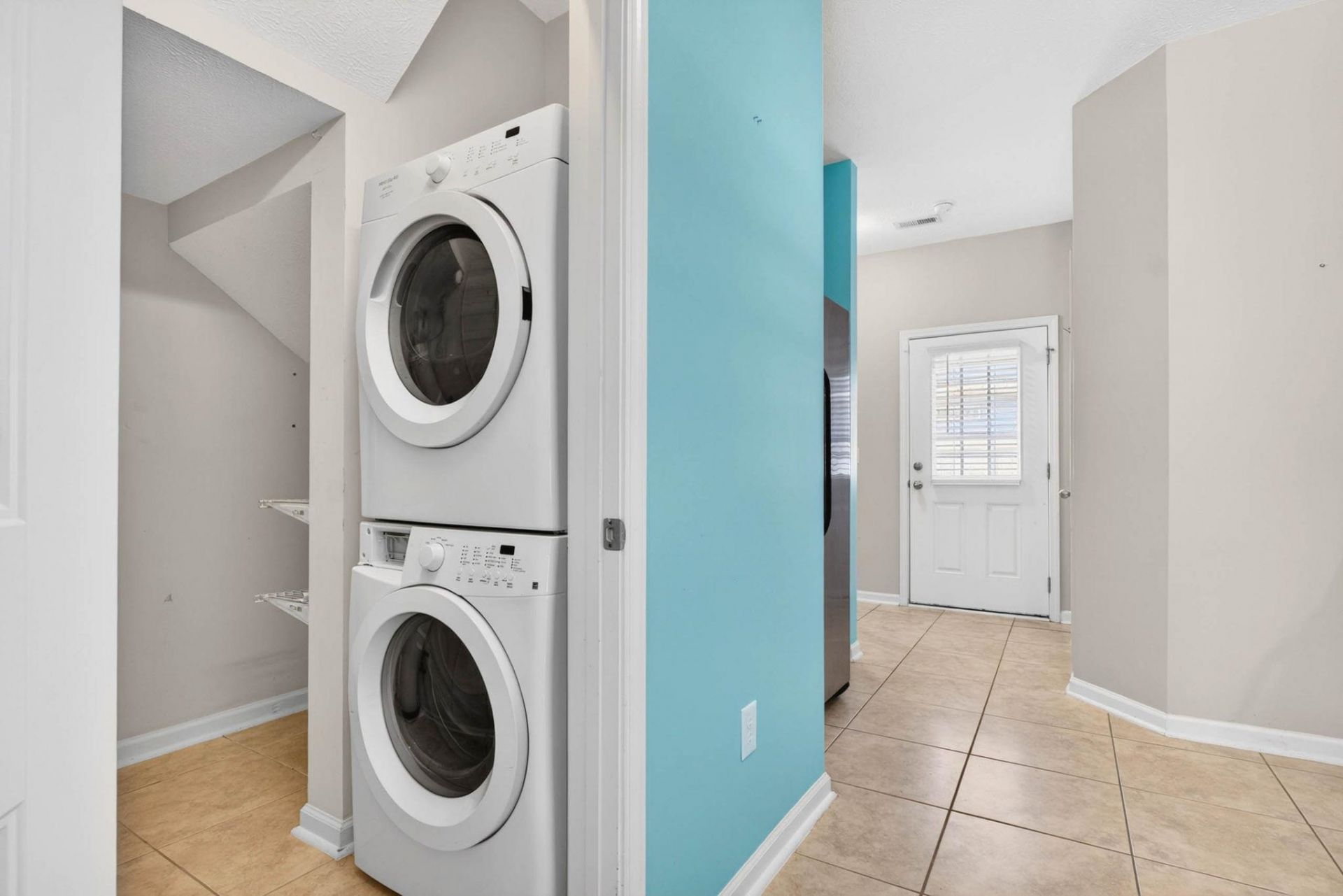 629 Surfsong Way  Photo 10