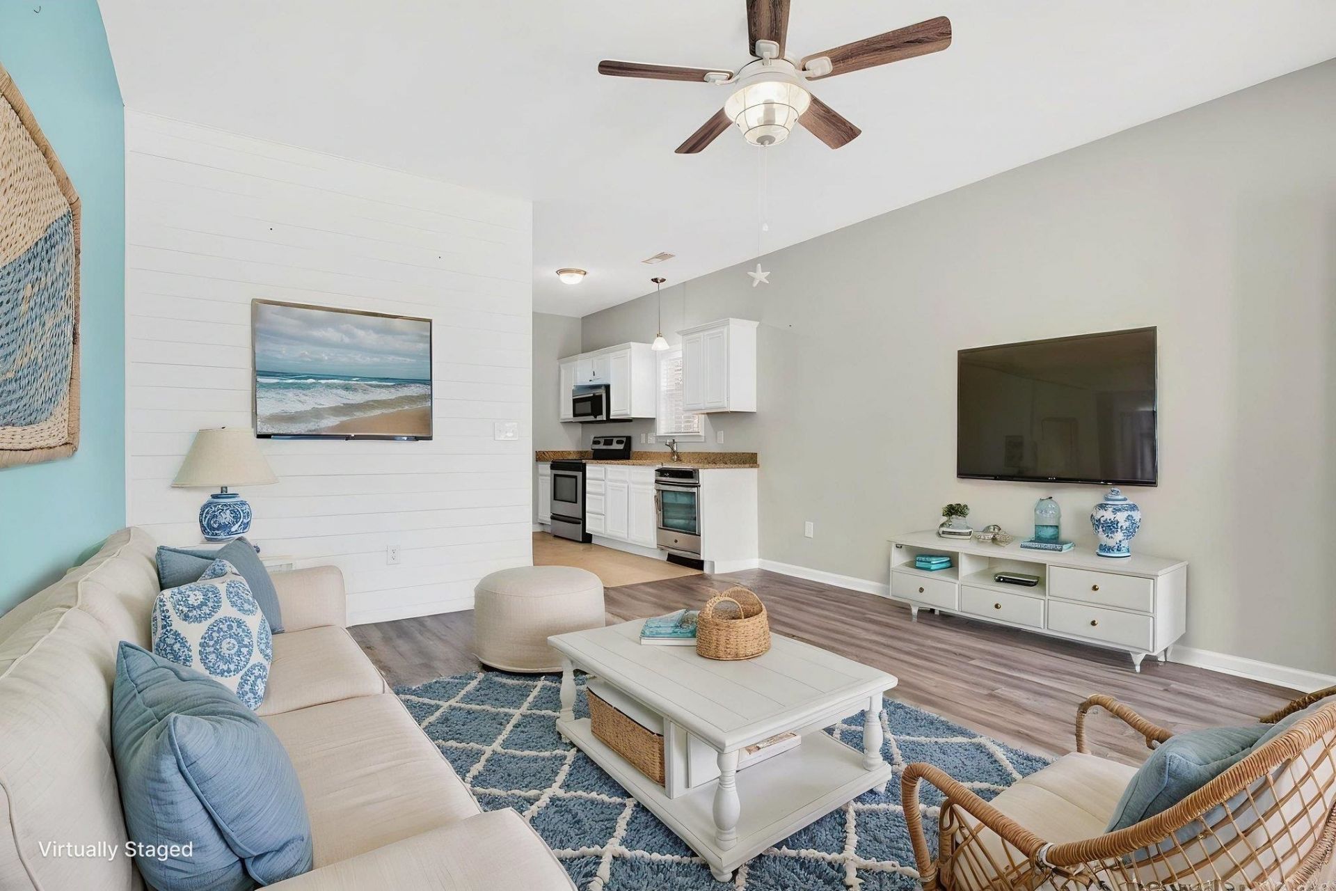 629 Surfsong Way  Photo 6