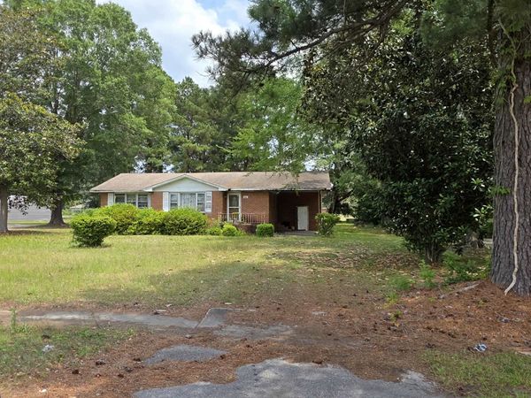 664 Eastland Ave., Kingstree, SC 29556