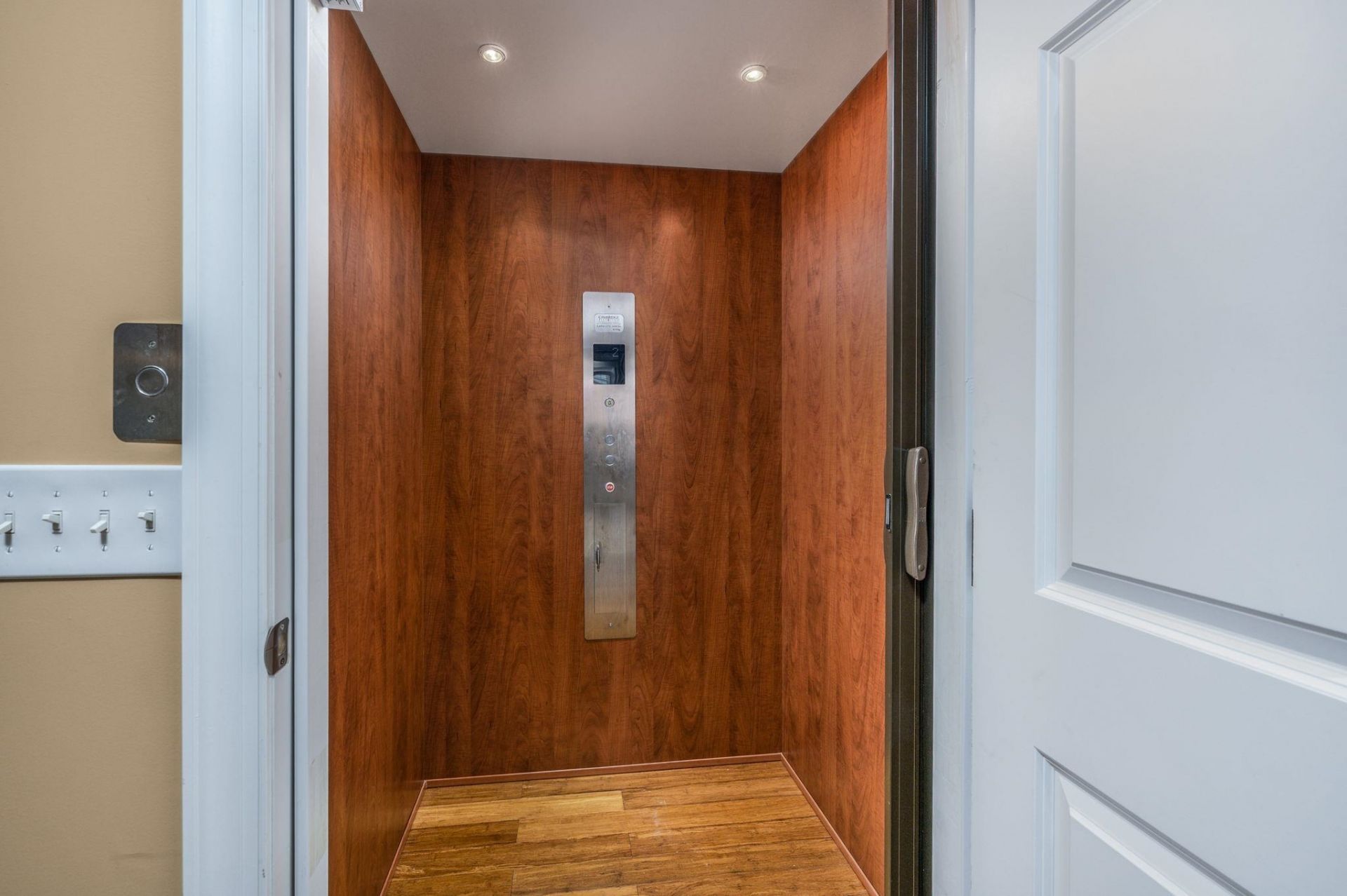 732 Ashland Ave.  Photo 23