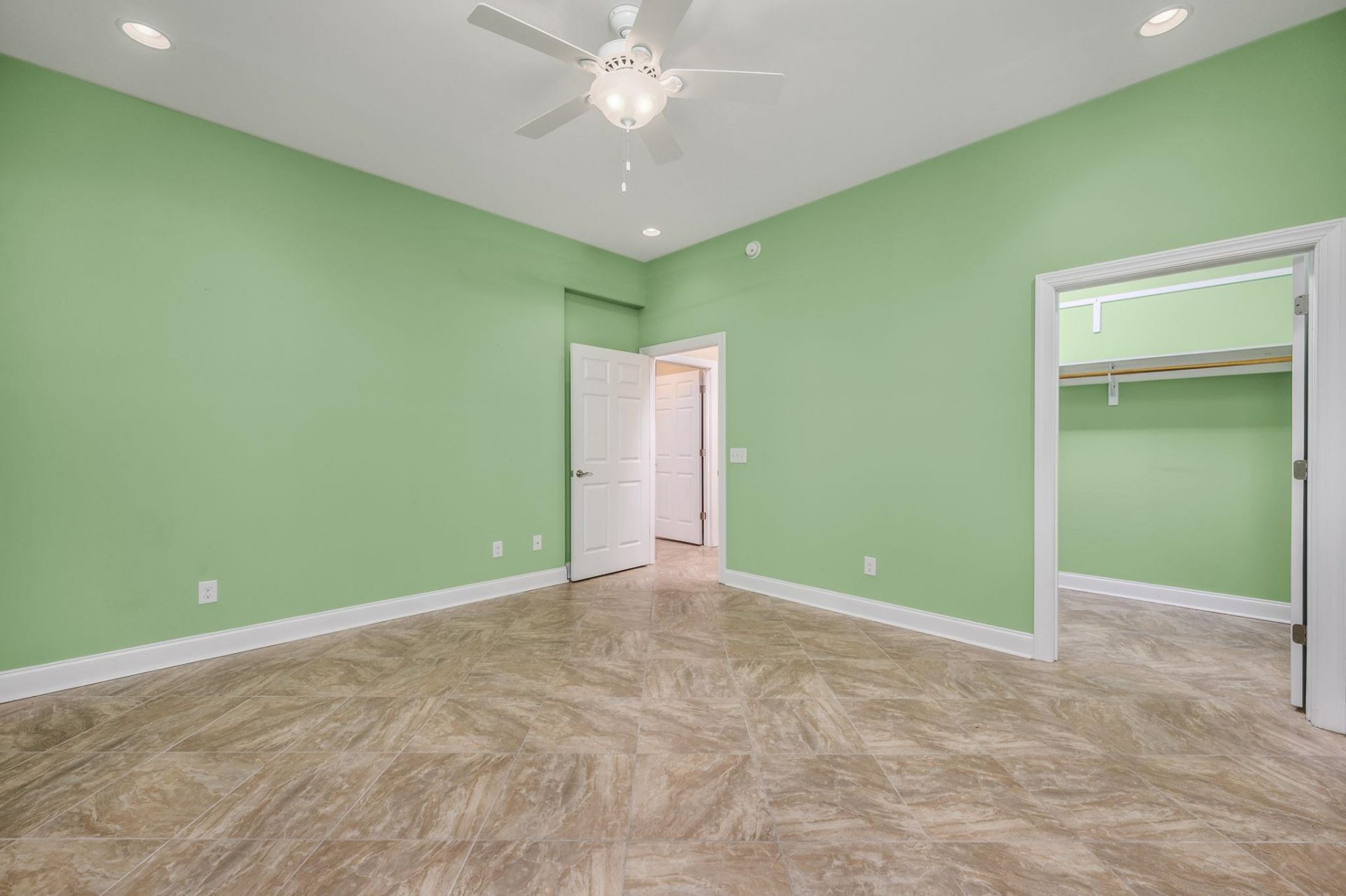 732 Ashland Ave.  Photo 31