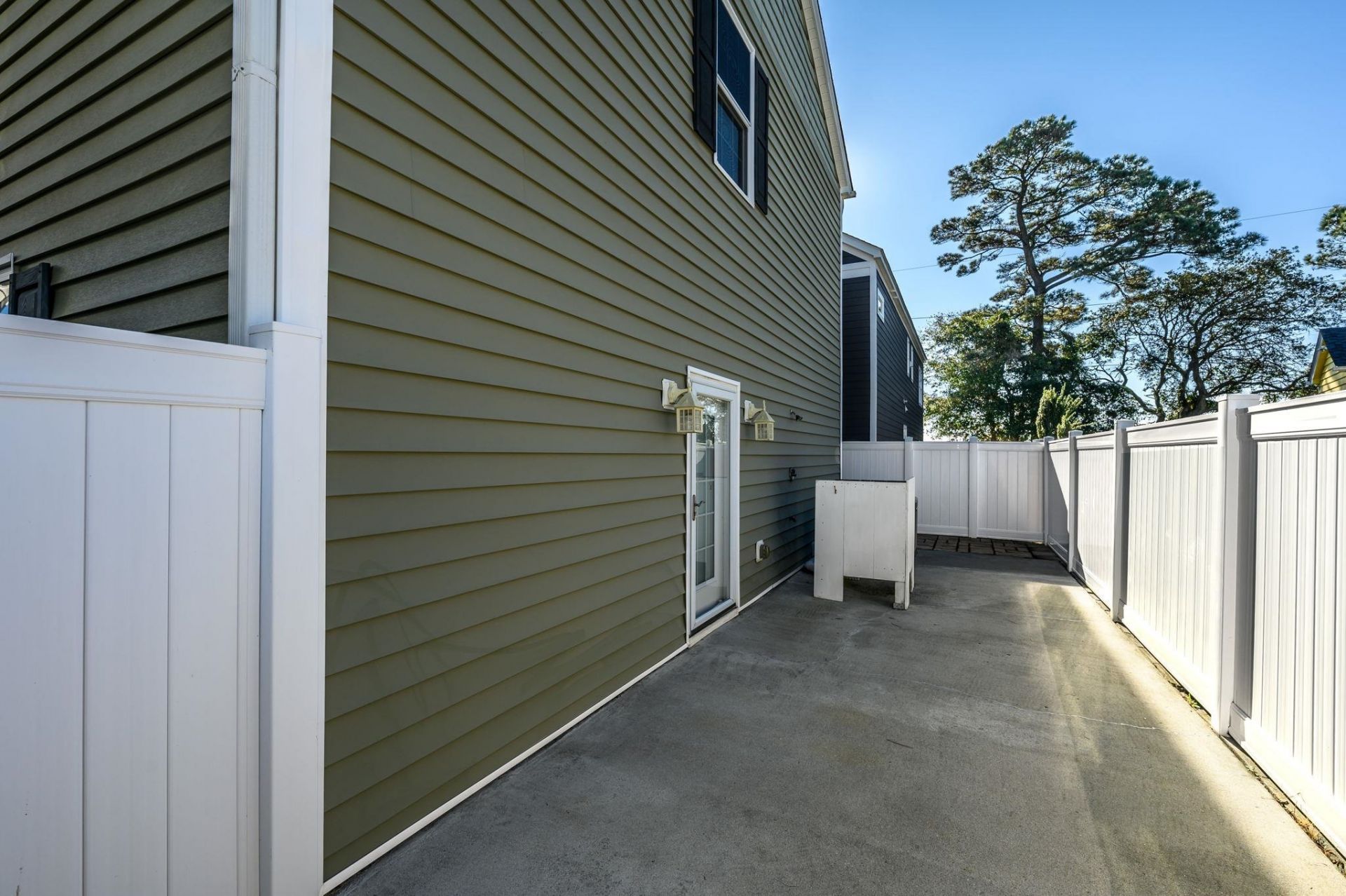 732 Ashland Ave.  Photo 38