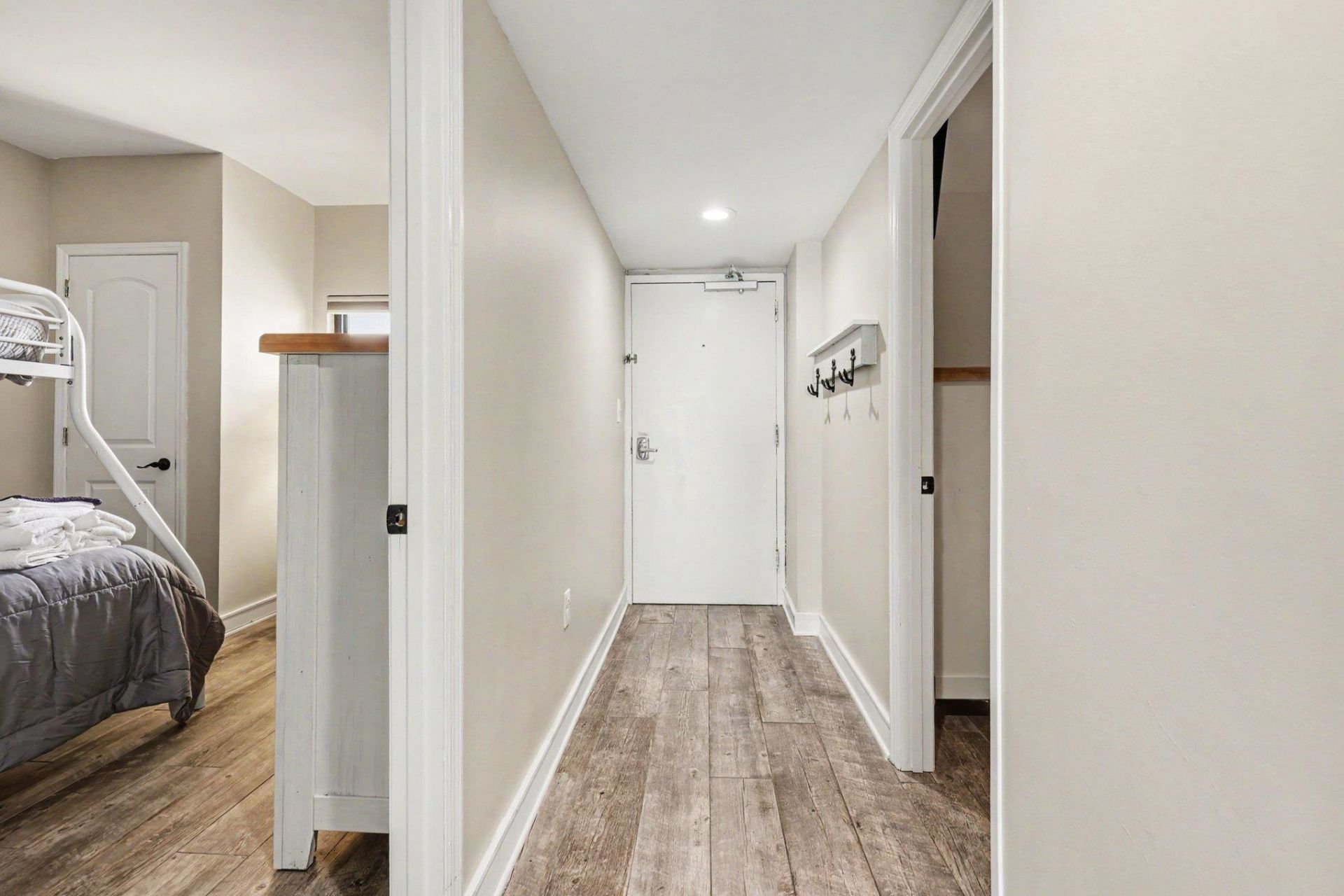 2200 N Ocean Blvd. Photo 3