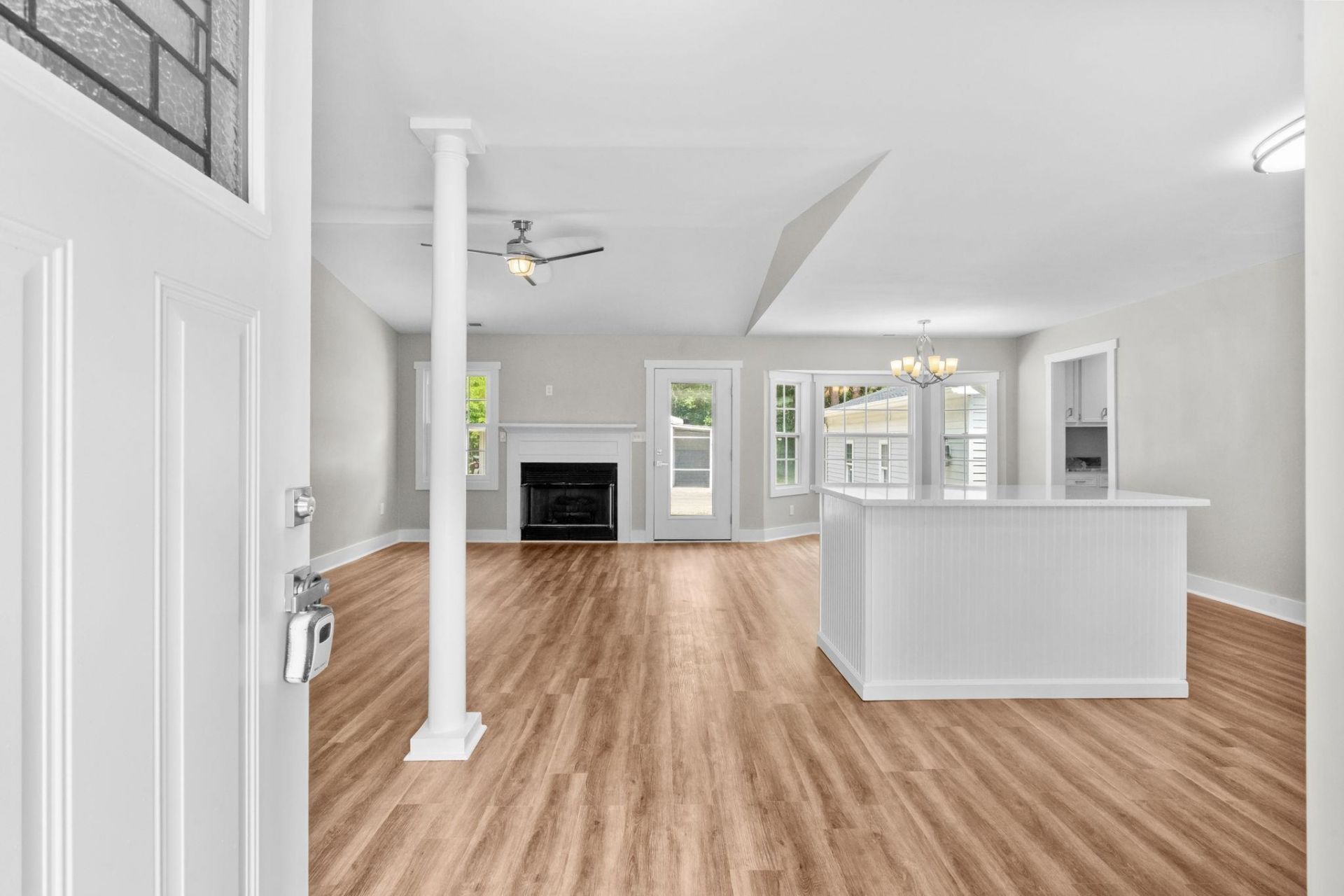 240 Ole Maple St.  Photo 13