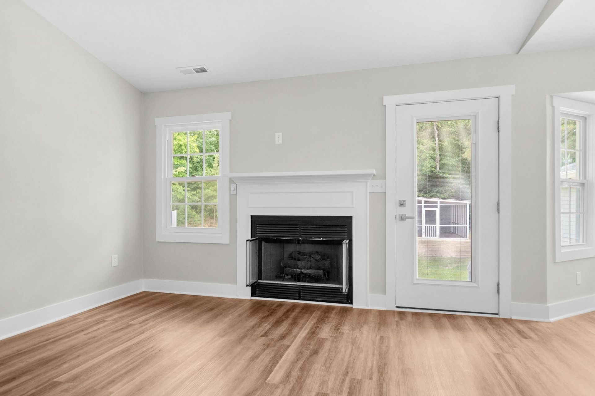 240 Ole Maple St.  Photo 23