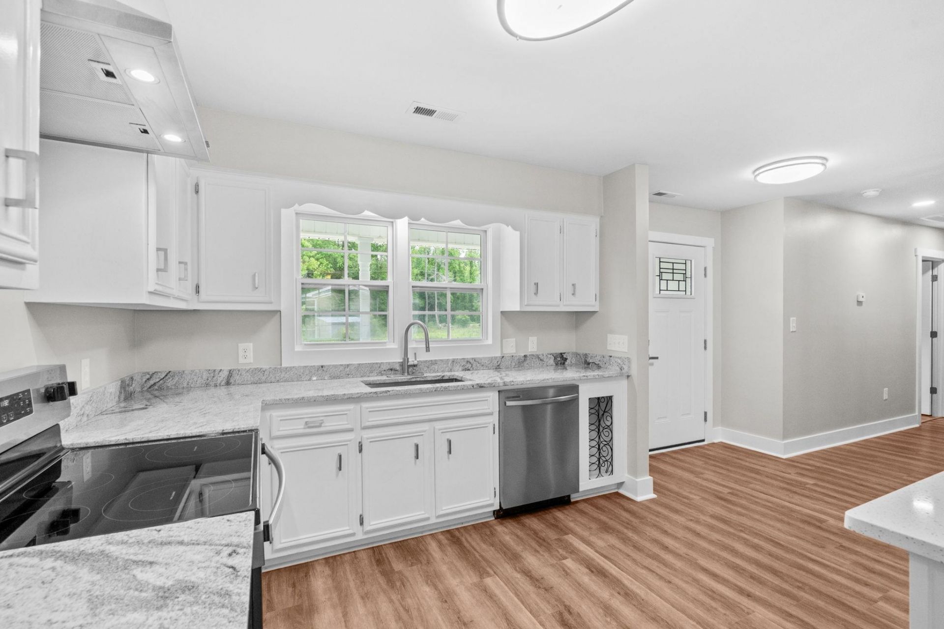 240 Ole Maple St.  Photo 24