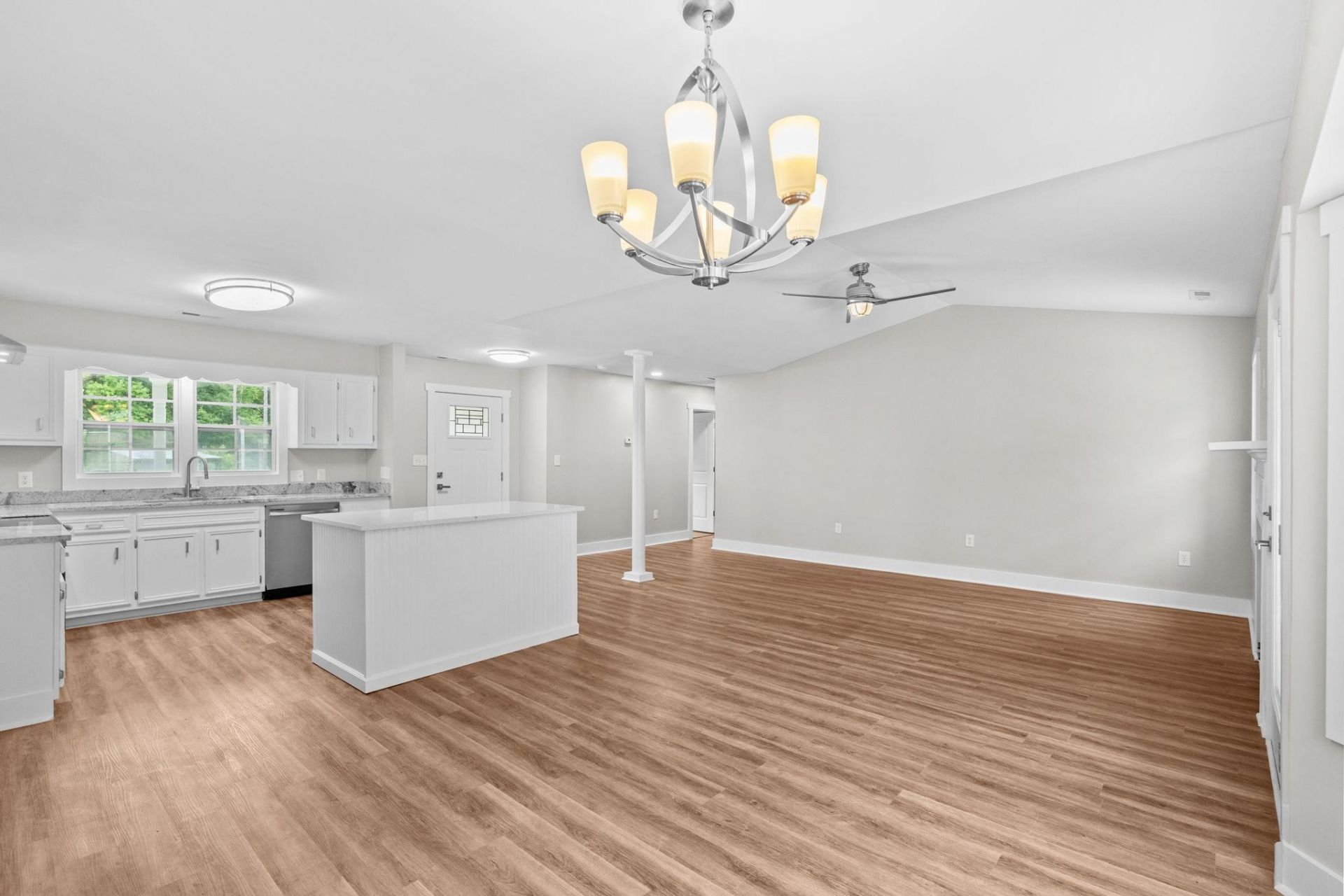 240 Ole Maple St.  Photo 25