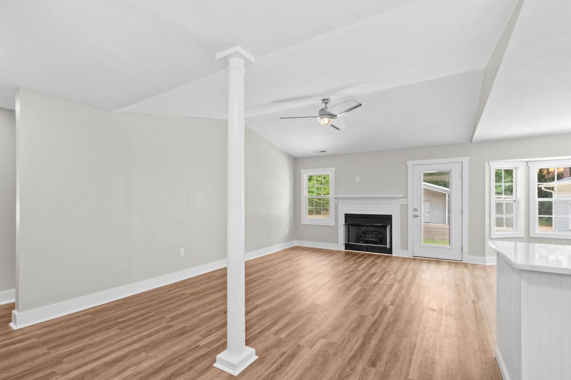 240 Ole Maple St.  Photo 28