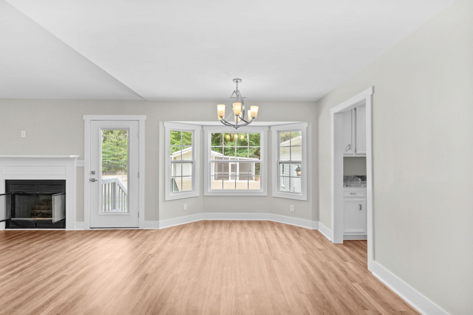 240 Ole Maple St.  Photo 34