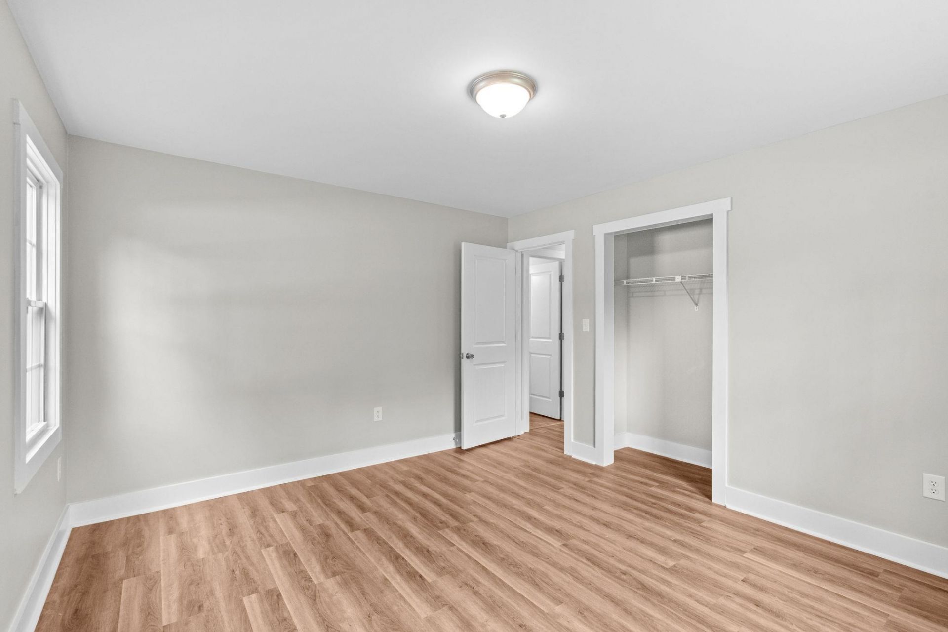 240 Ole Maple St.  Photo 42