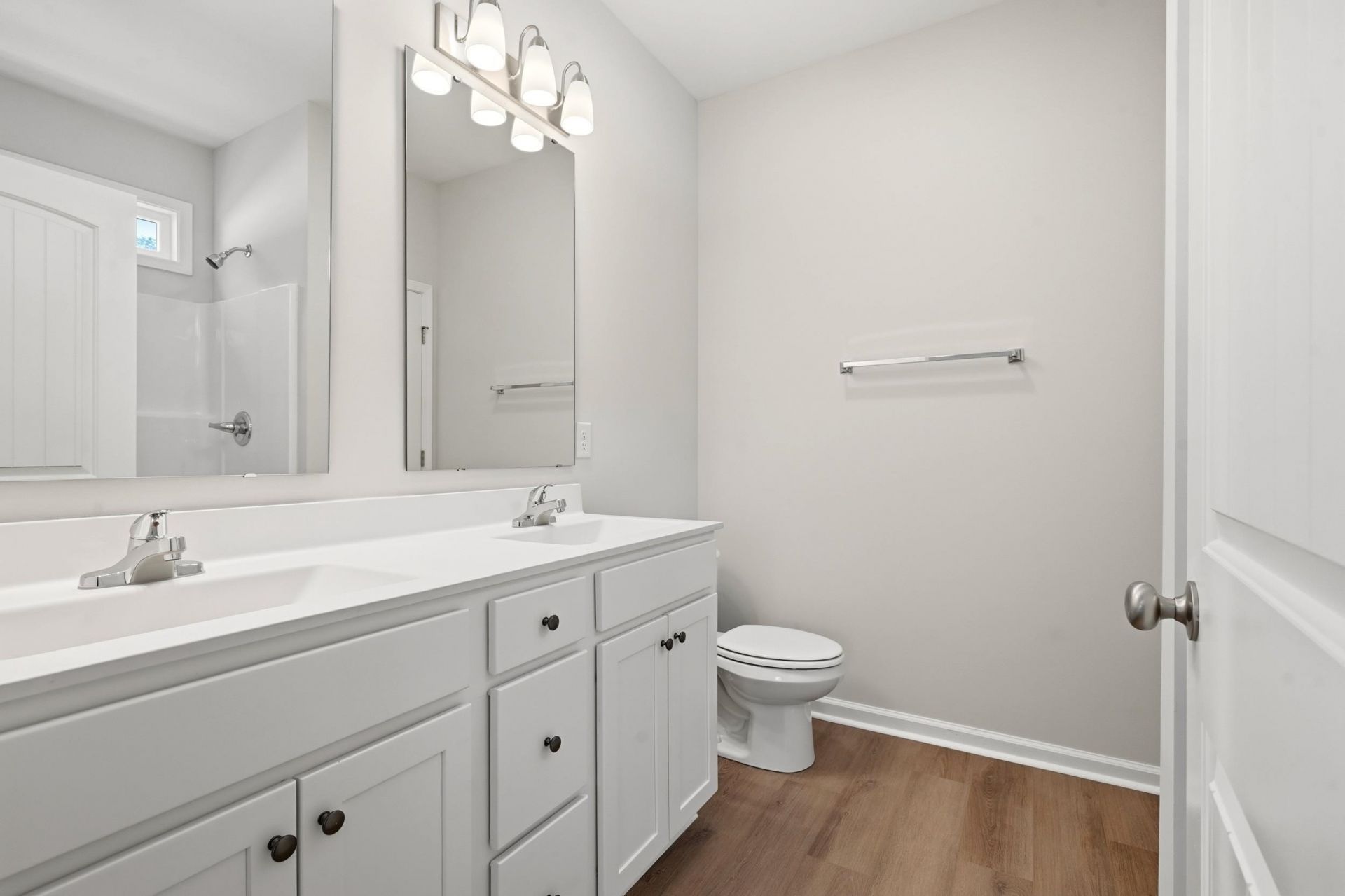 905 Woodside Dr. Photo 11