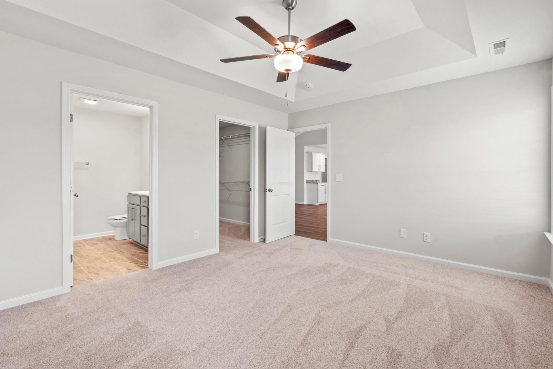905 Woodside Dr.  Photo 12