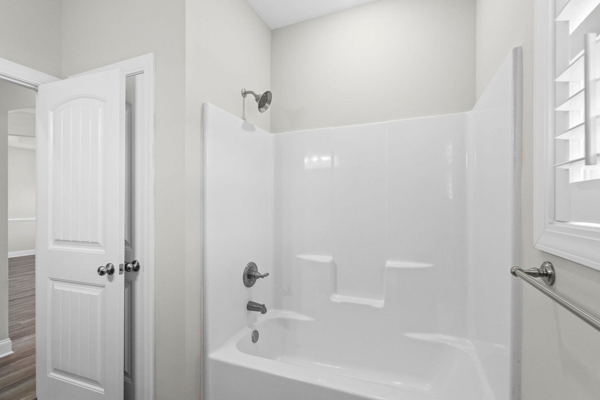 642 Sunny Pond Ln.  Photo 29