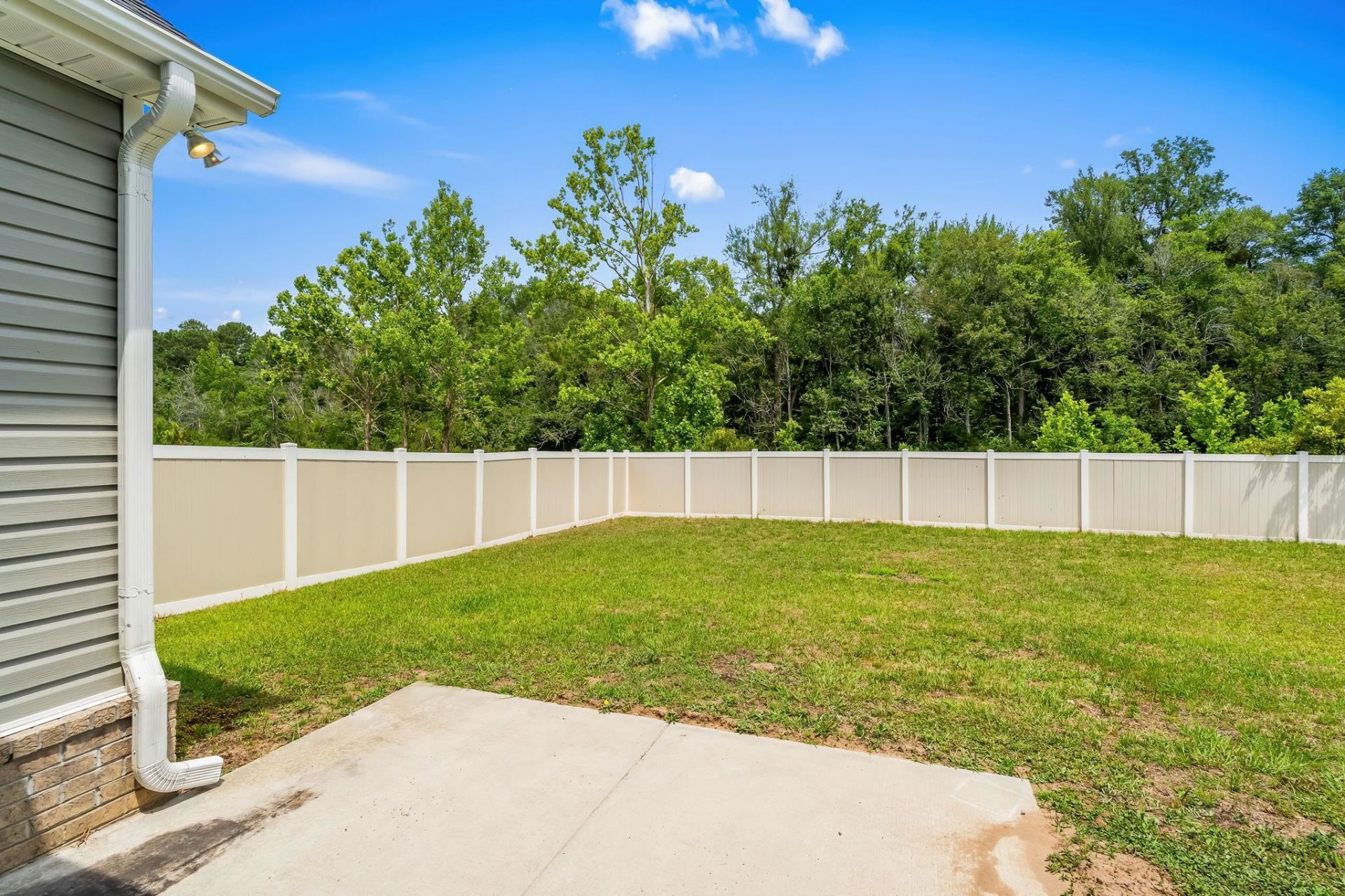 642 Sunny Pond Ln.  Photo 31