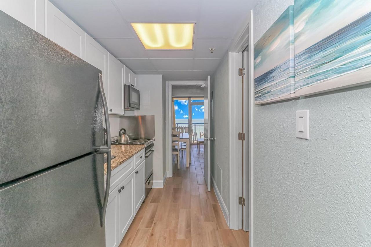 2300 N Ocean Blvd. Photo 20