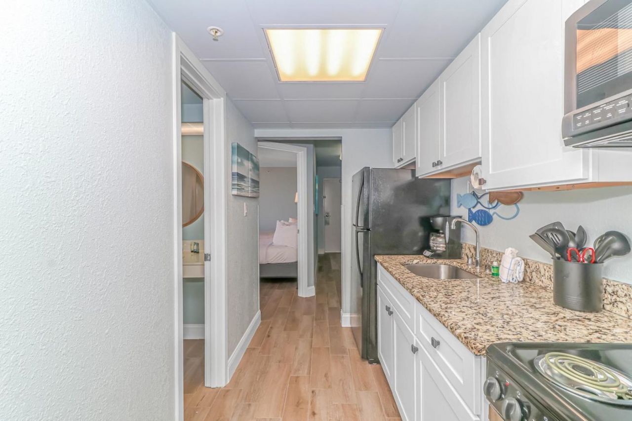 2300 N Ocean Blvd. Photo 29