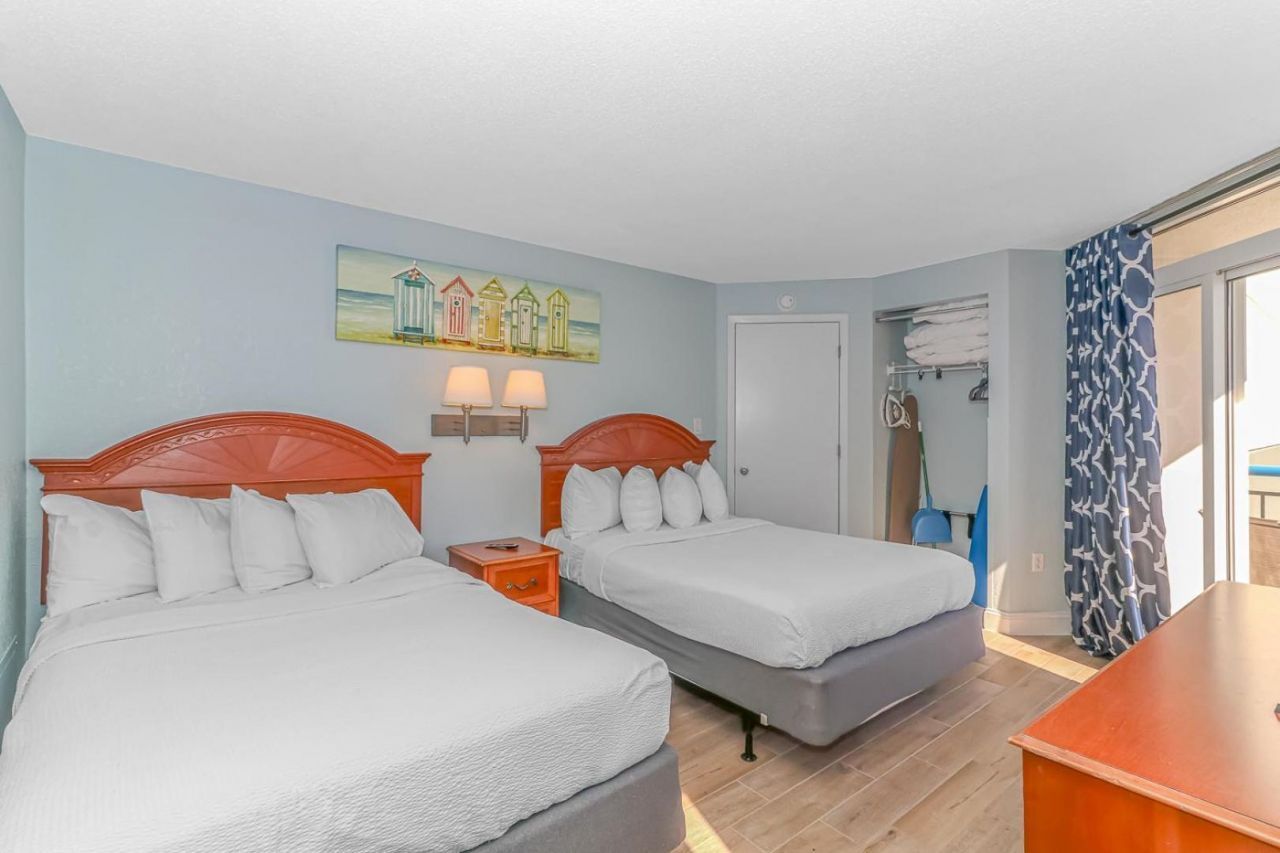 2300 N Ocean Blvd. Photo 9