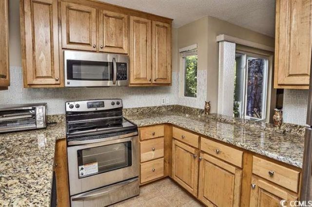 506 62nd Ave. N  Photo 11