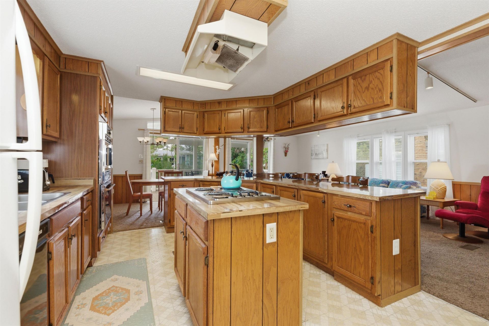 1864 Sunrise Dr.  Photo 12