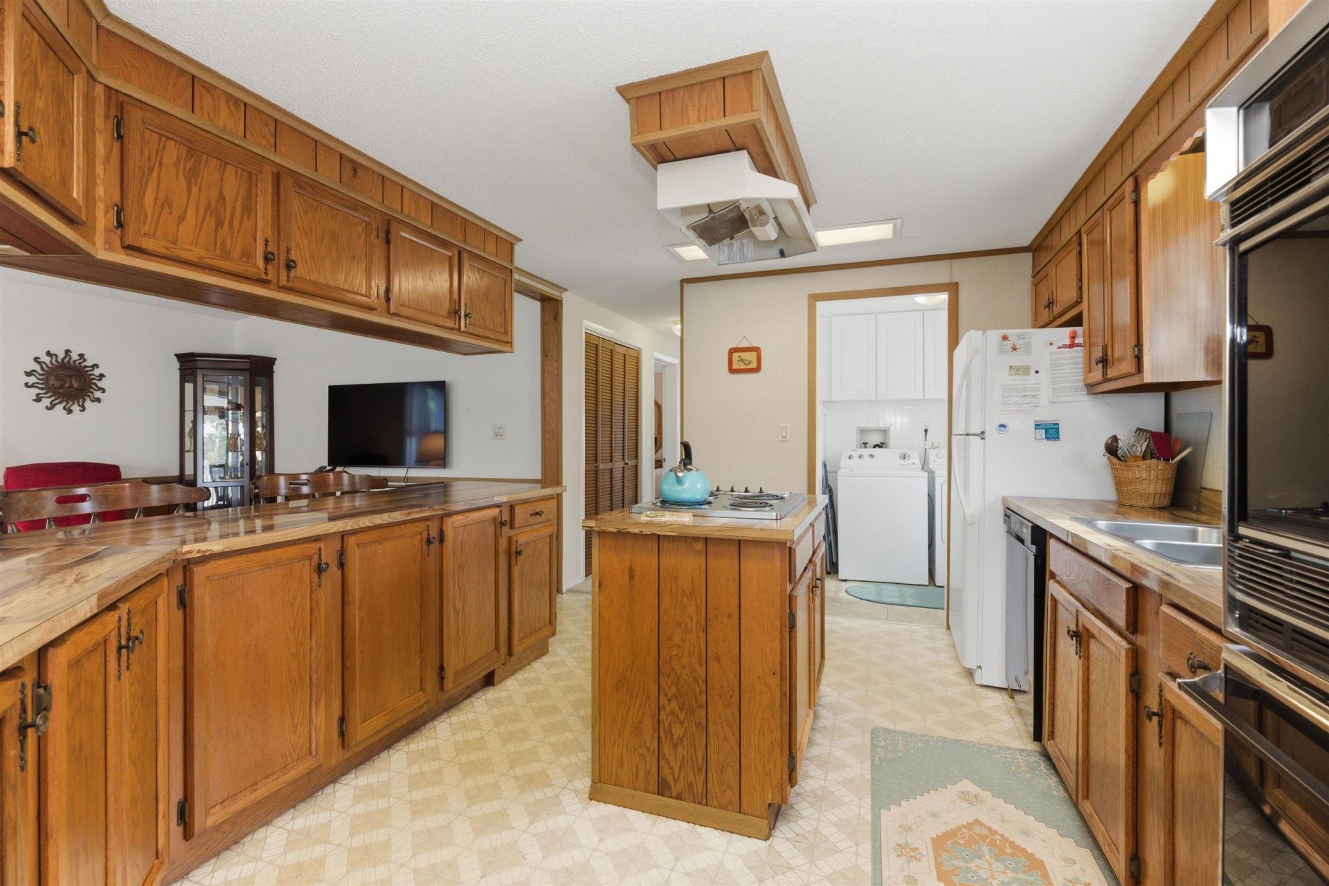 1864 Sunrise Dr.  Photo 15