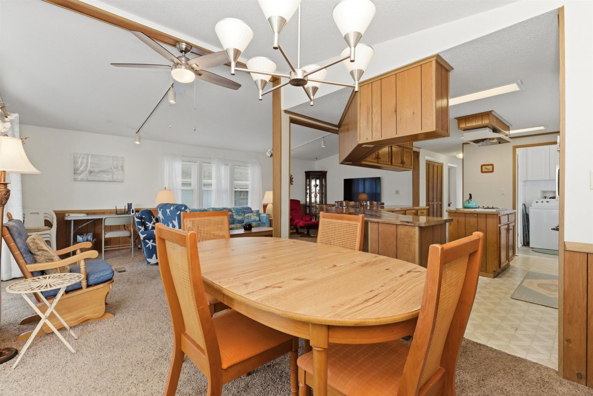 1864 Sunrise Dr.  Photo 17