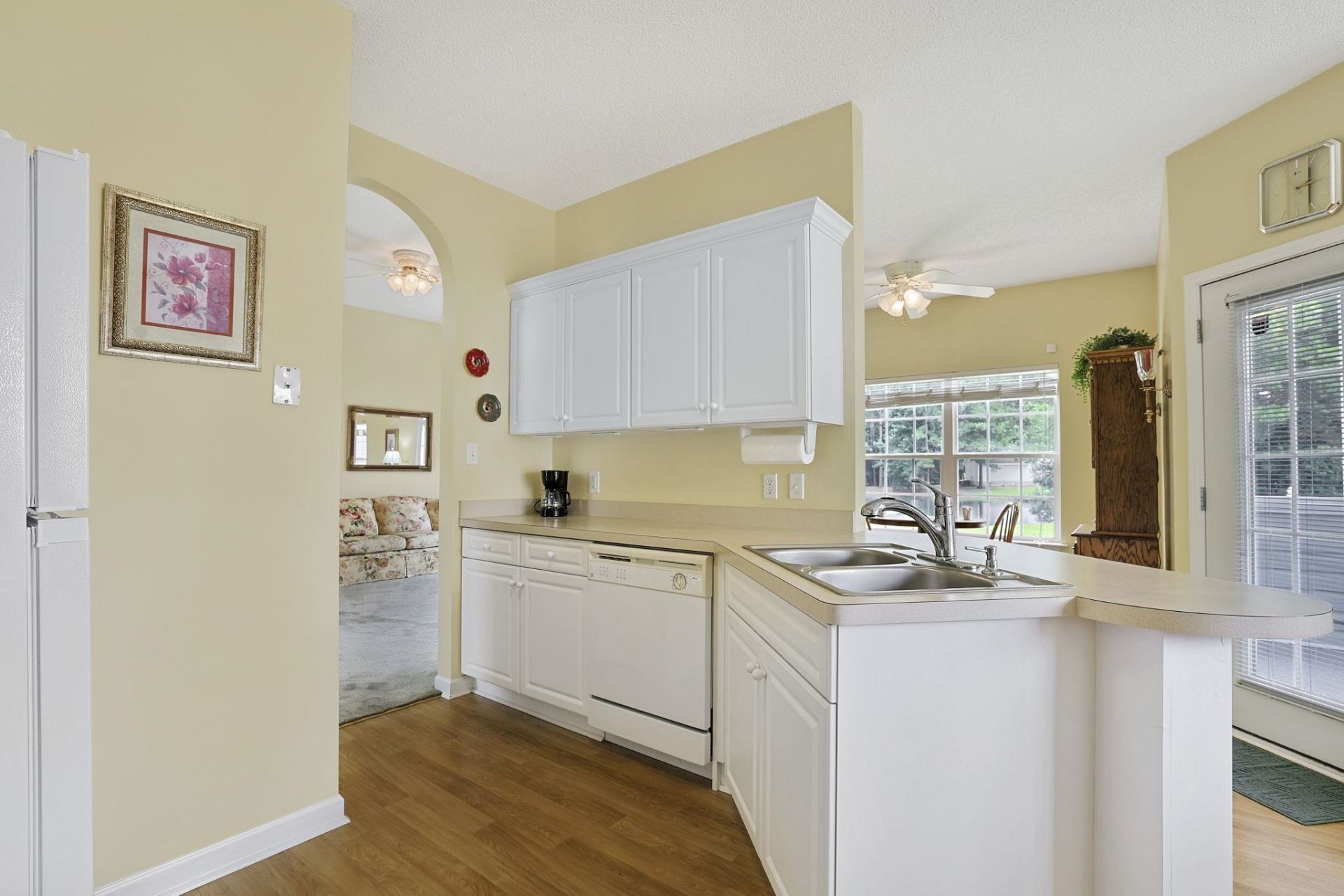 1028 Comfrey Ln.  Photo 12