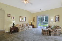 1028 Comfrey Ln.  photo 4