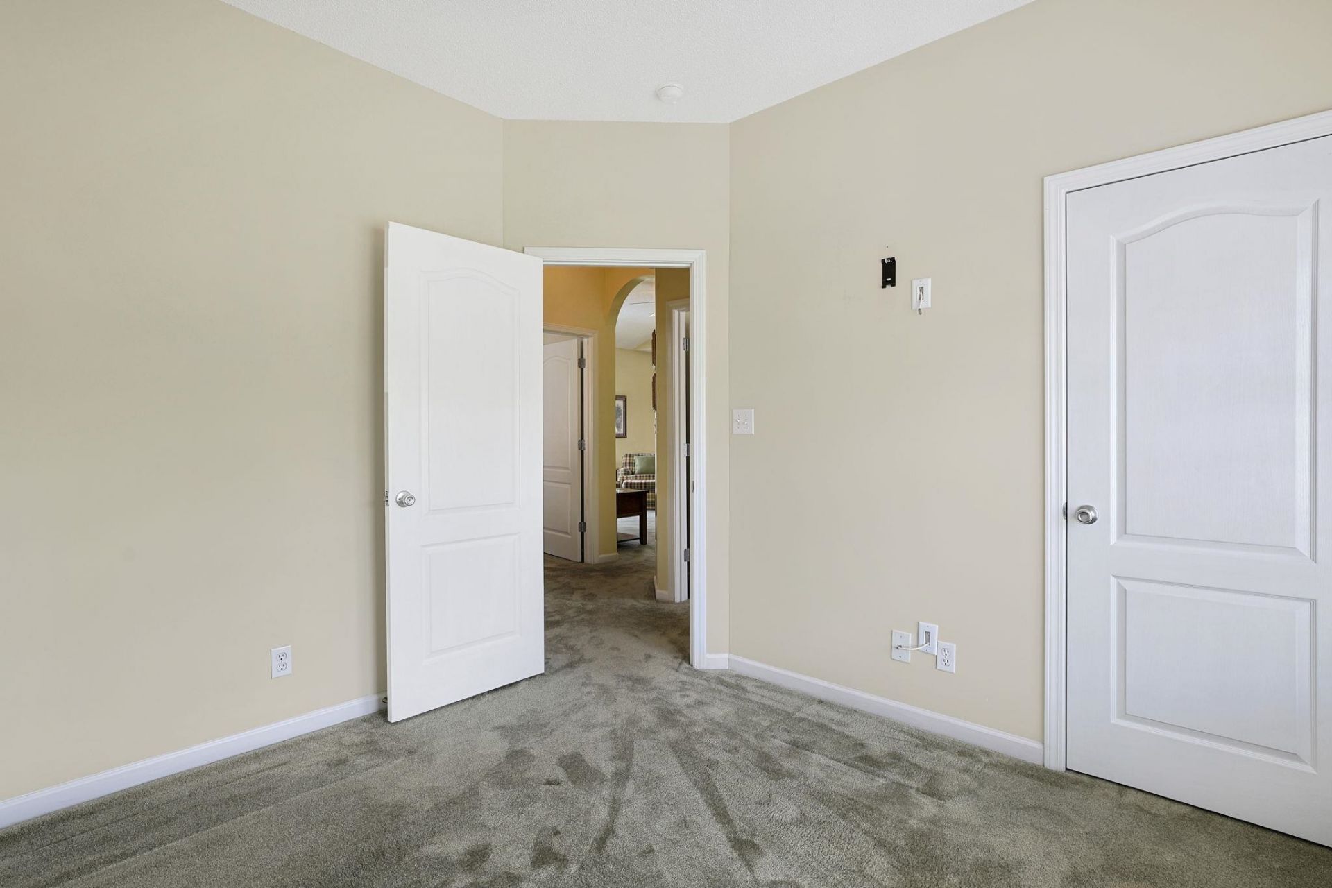 1028 Comfrey Ln.  Photo 24