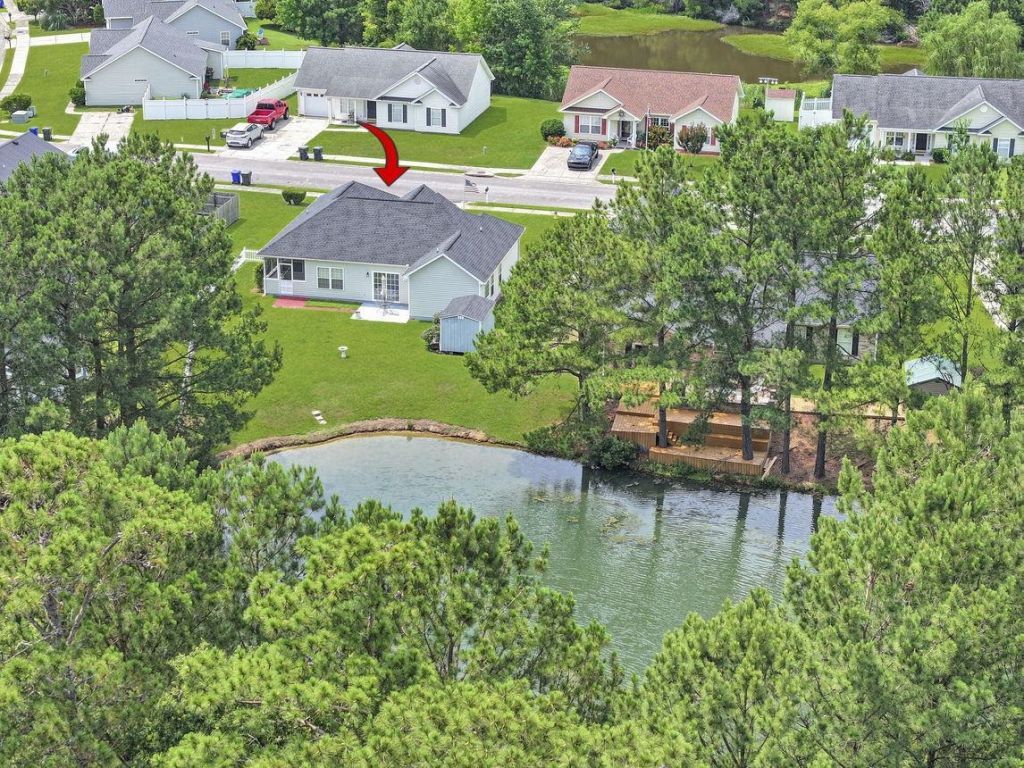 1028 Comfrey Ln.  Photo 33