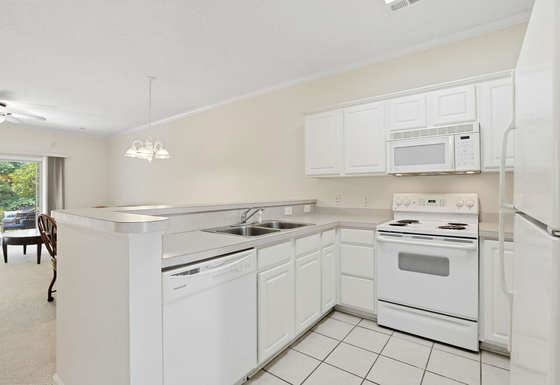 118 Scotch Broom Dr.  Photo 7