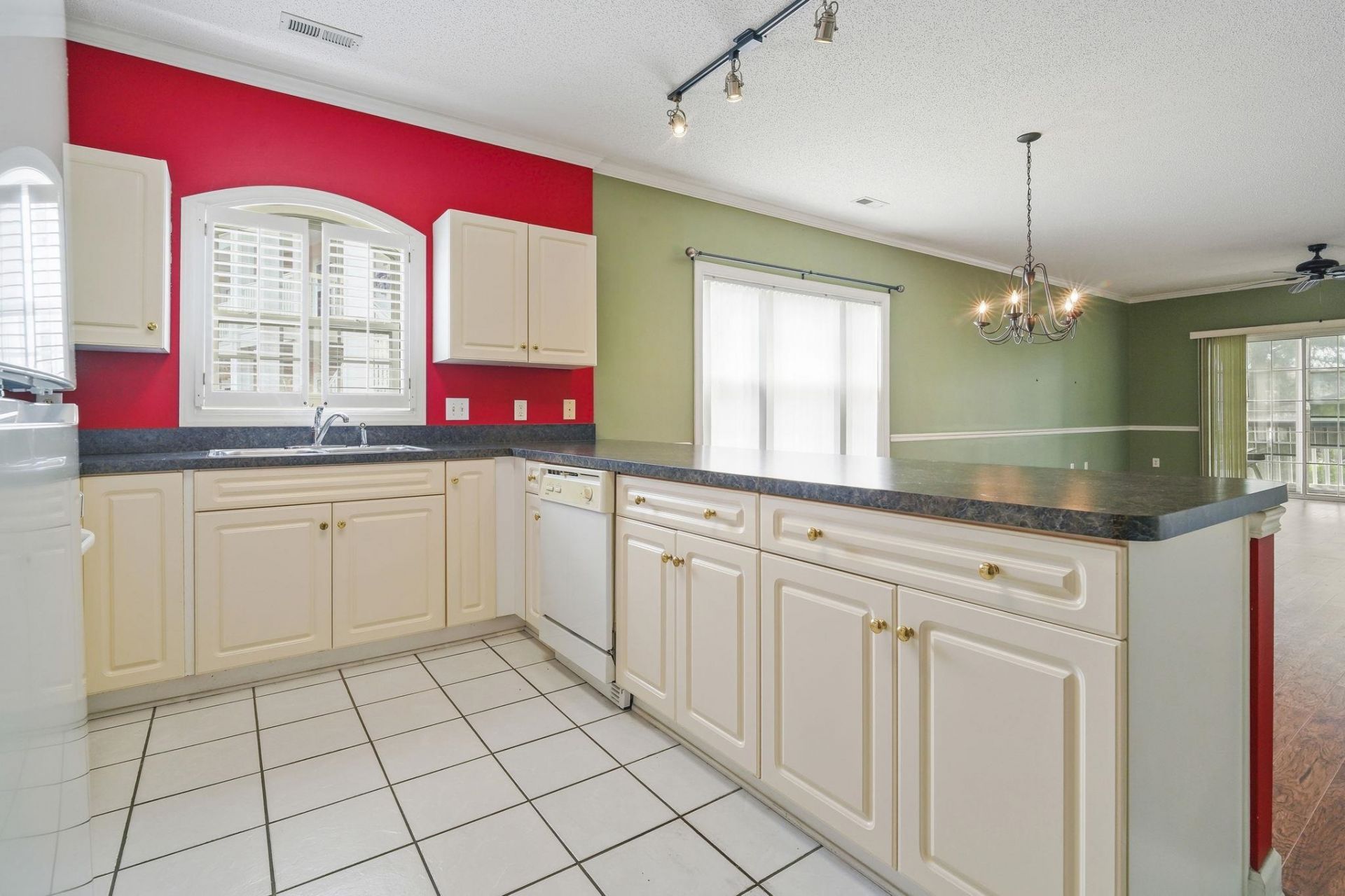 3979 Forsythia Ct.  Photo 10