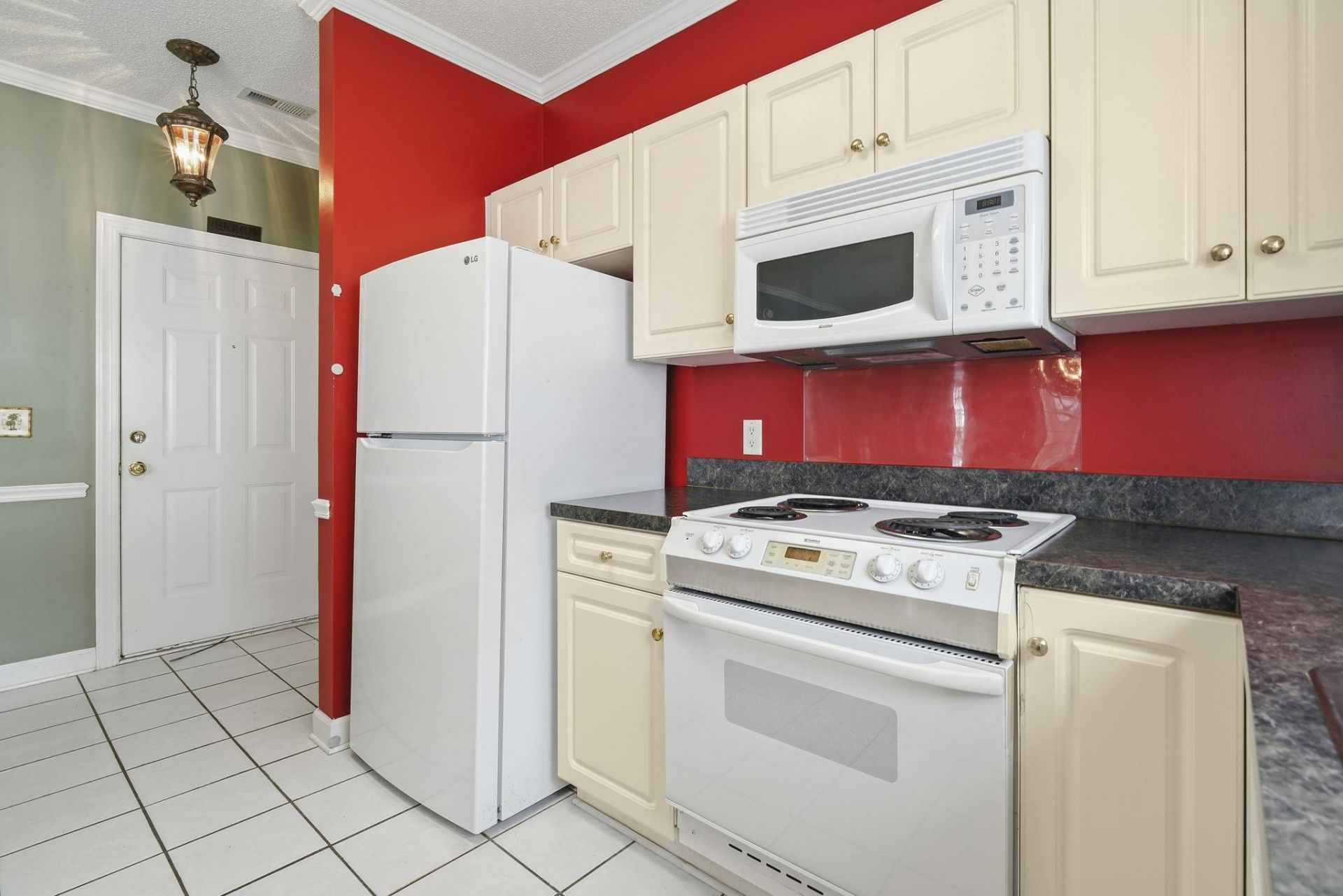 3979 Forsythia Ct.  Photo 9