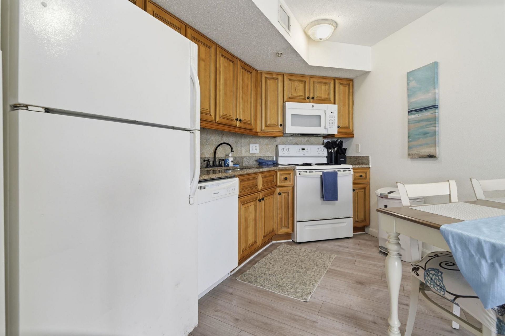 7100 Ocean Blvd. N  Photo 9