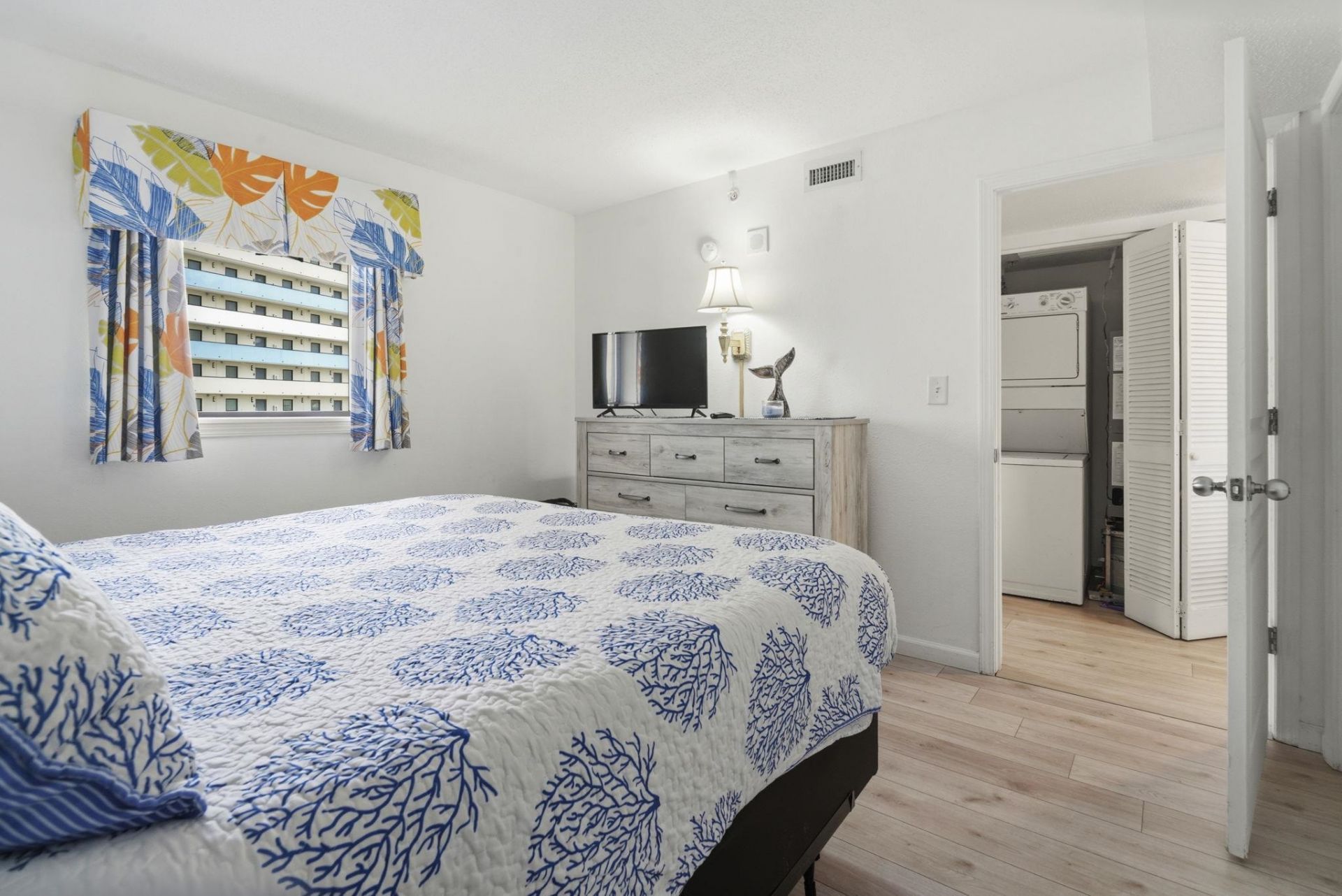 7100 Ocean Blvd. N  Photo 19