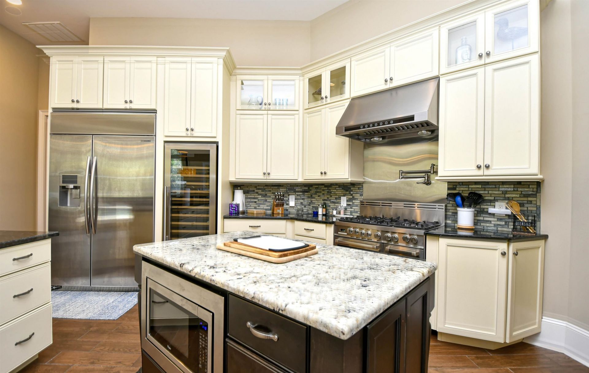 3203 Birdsong Ct. Photo 12