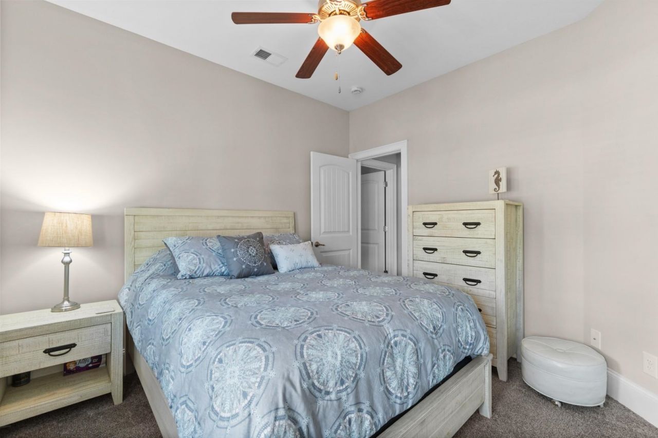 1718 Westminster Dr.  Photo 19