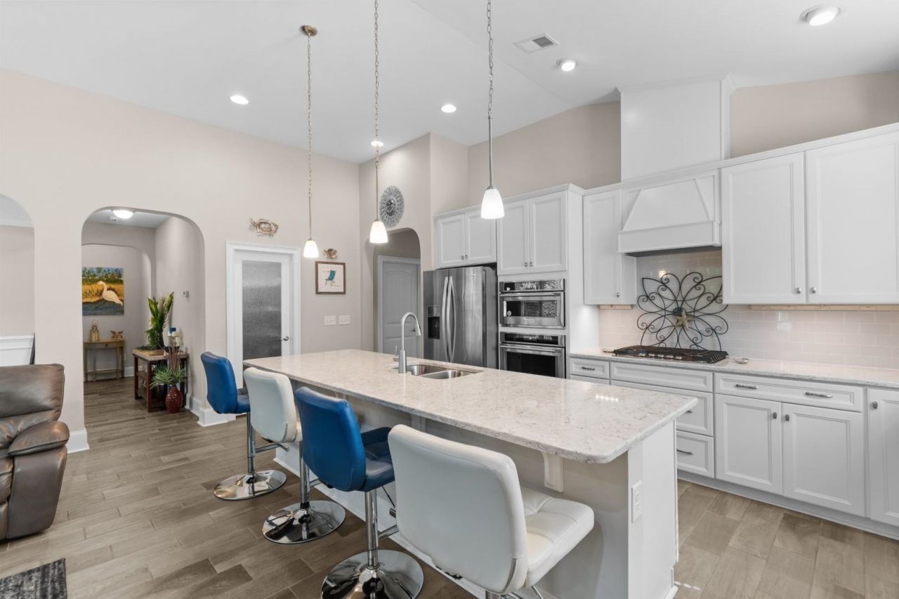 1718 Westminster Dr.  Photo 5