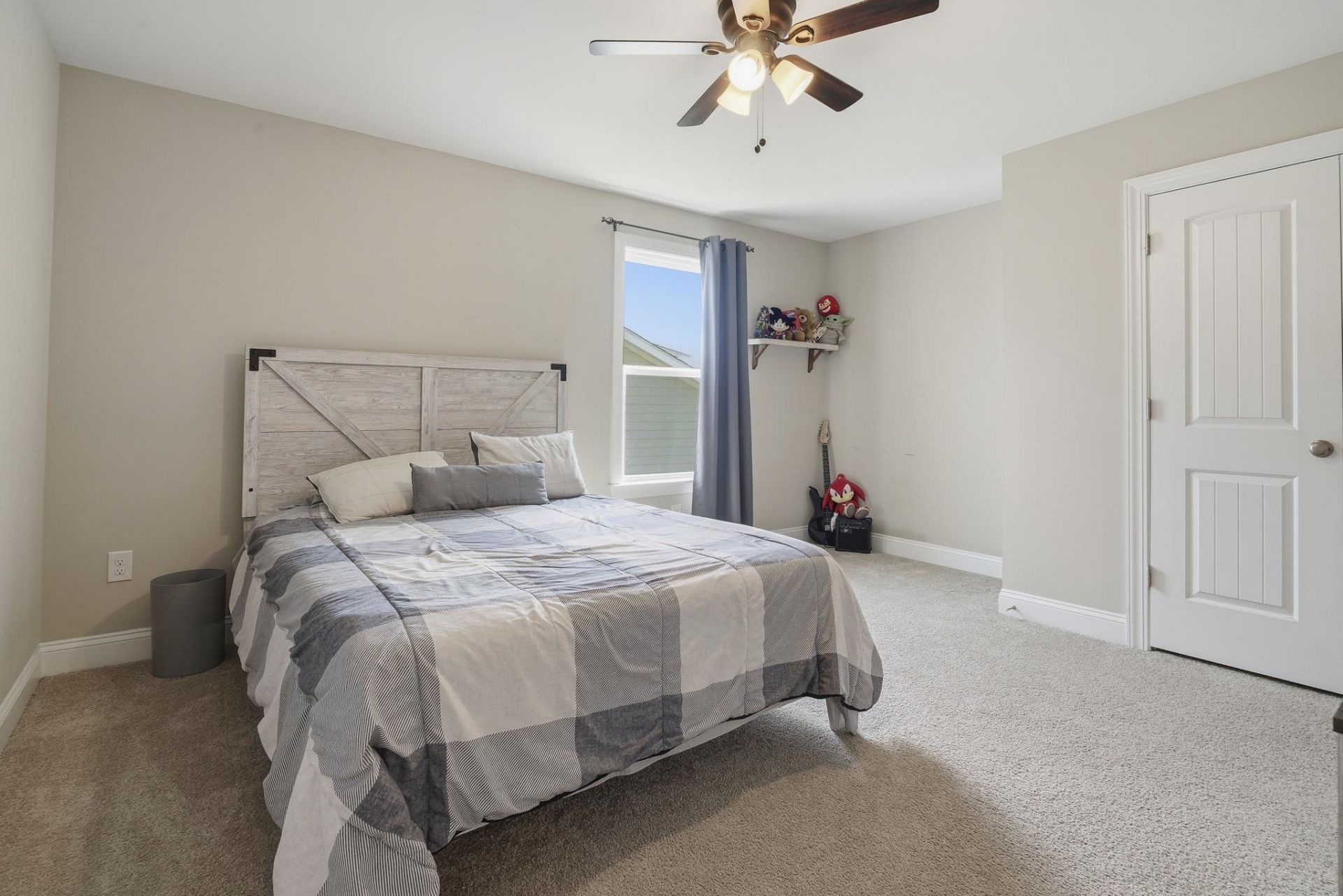 1088 Safe Haven Dr.  Photo 29