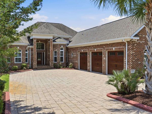 2566 Lake Vista Dr., Little River, SC 29566