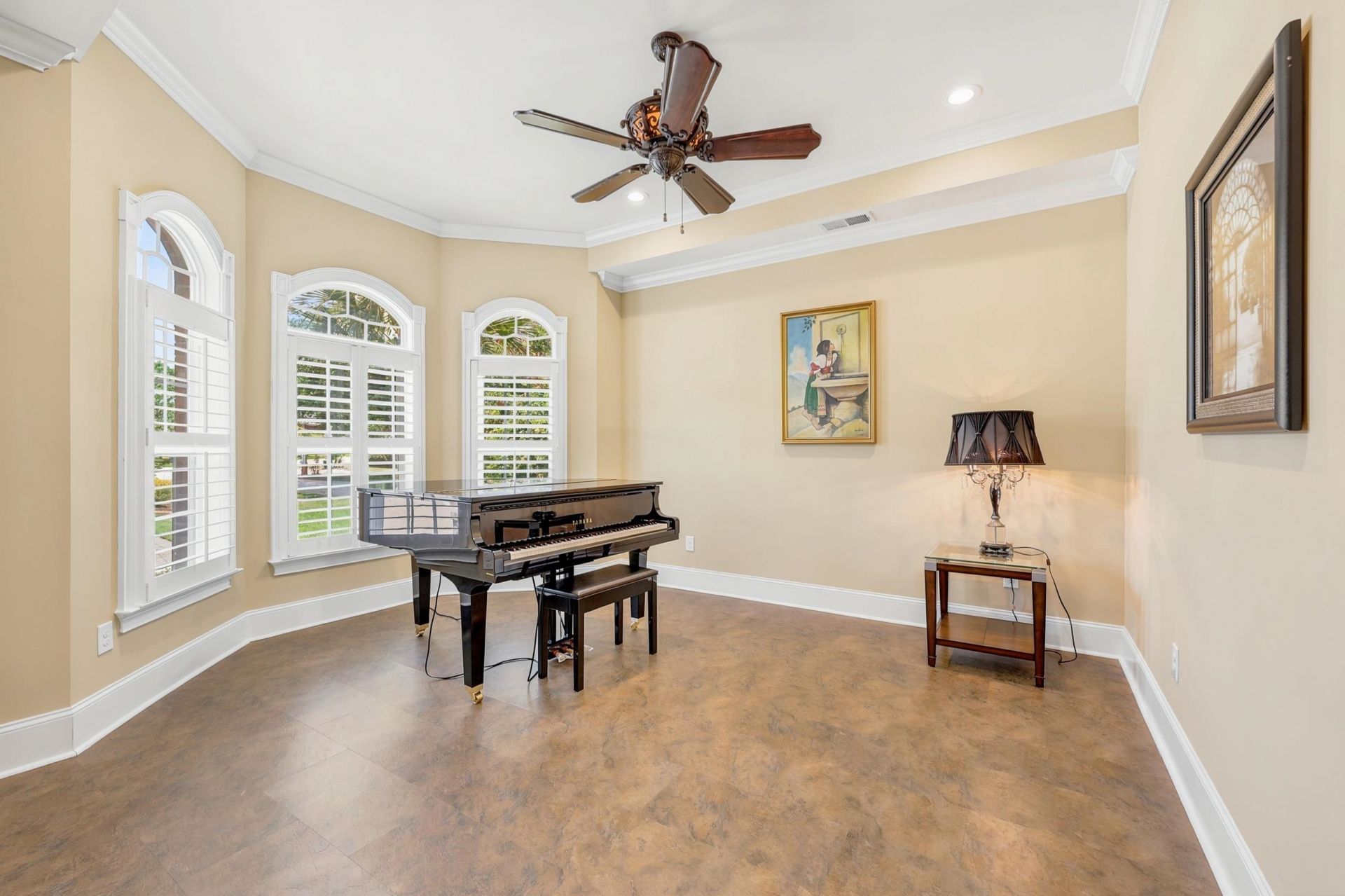 2566 Lake Vista Dr.  Photo 11